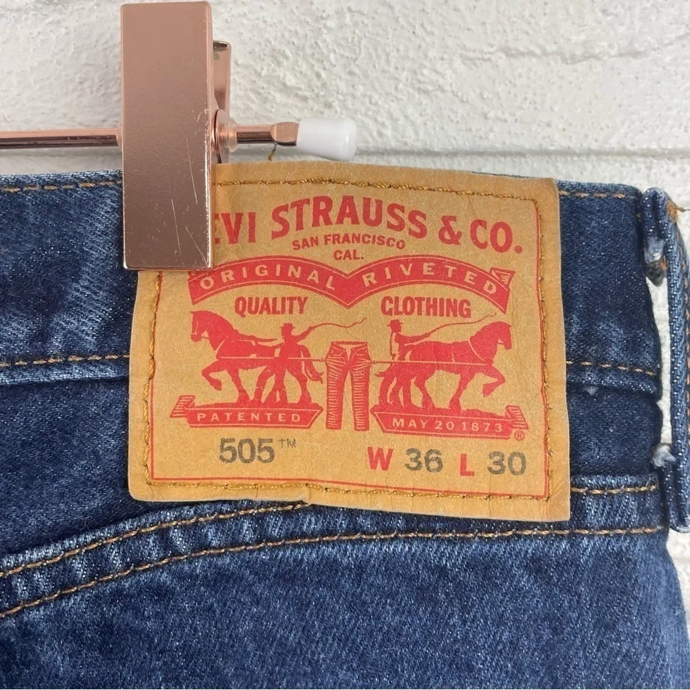 Levi's Men's 505 Straight Jeans Medium‎ Wash 100% Cotton Waist 36
